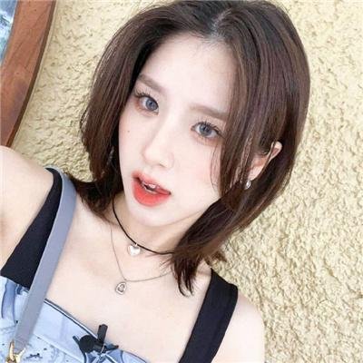 伴游女王